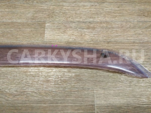 Ветровик Mazda Capella 