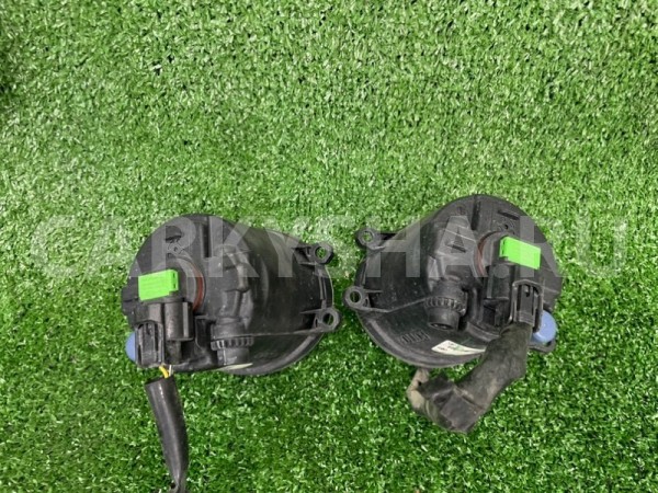 Фара противотуманная Toyota Camry 2006 812200D040 ACV40 2AZ-FE Toyota Camry 