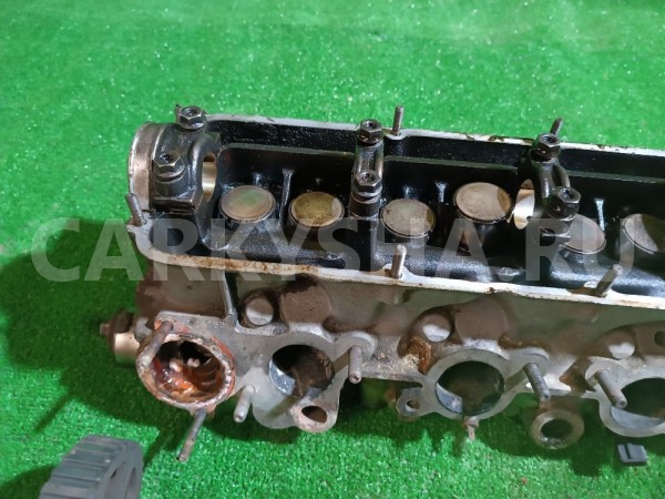 Головка блока цилиндров Volvo 740 оригинальный номер 1000531