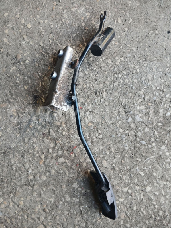 Педаль газа Mitsubishi Lancer 9 Mitsubishi i оригинальный номер MR493833