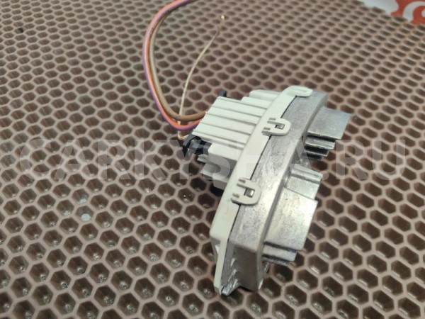 Резистор отопителя BMW X1 