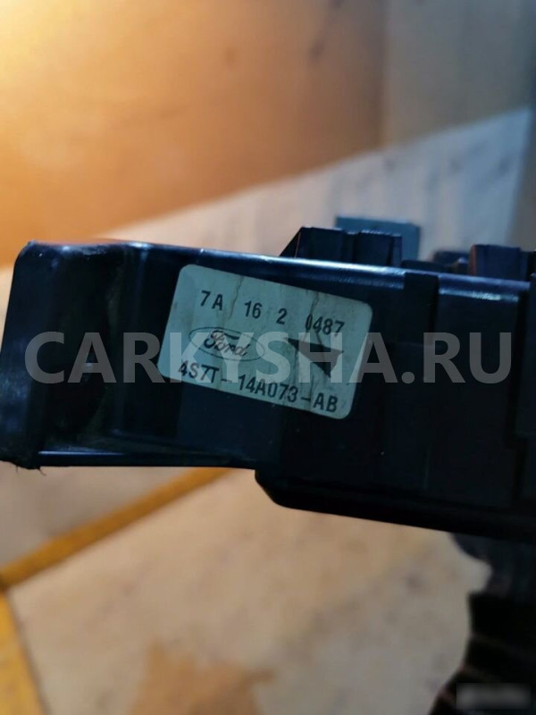 Блок предохранителей салонный Ford Mondeo 3 Ford Mondeo оригинальный номер 4s7t14a073ab