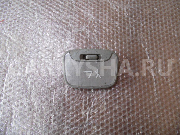 Плафон салонный Mitsubishi Outlander II (2005—2009) Mitsubishi i оригинальный номер MR190205