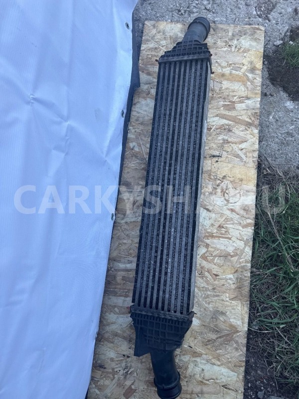 Радиатор интеркулера Audi A4 A5 Q5 1.8т -2,0т Audi 200 оригинальный номер 8k0145805g
