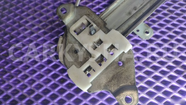 Стеклоподьемник задний правый Mitsubishi Lancer 9 Mitsubishi i 