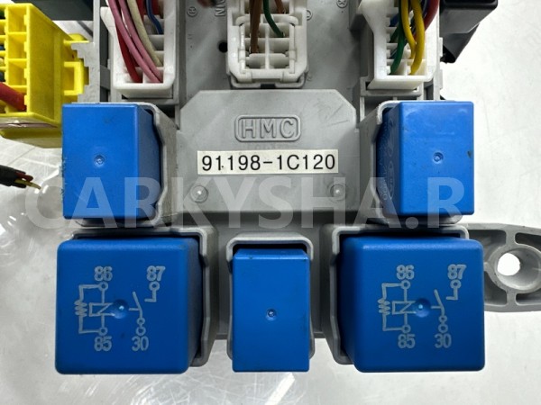 Блок предохранителей Hyundai Getz TB G4EE 1.4 2006 Hyundai Getz 