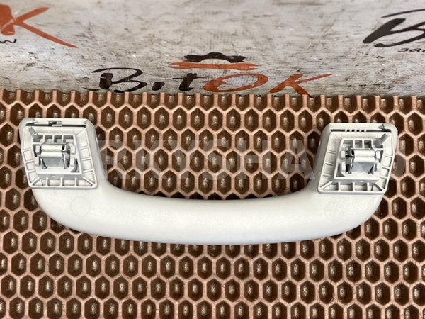 Ручка потолка BMW 5er оригинальный номер 51 16 7 495 617, 51 16 7 495 617, 51167495617, 7495617, 51 16 7 290 027, 51167290027, 7290027, 51 16 9 173 425, 51169173425, 9173425