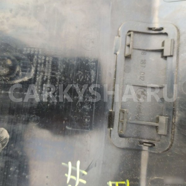 Обшивка багажника задняя BMW 5 E39 BMW 5er 