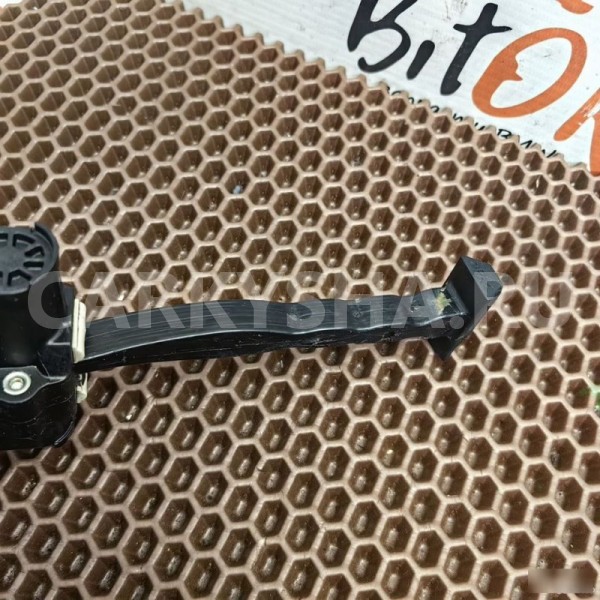 Ограничитель двери BMW X1 