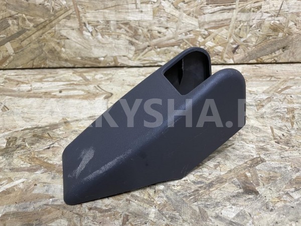 Заглушка крепления сиденья Toyota Land Cruiser Prado 120 Series Внедорожник 5 дв. оригинальный номер 71692-60040-B0