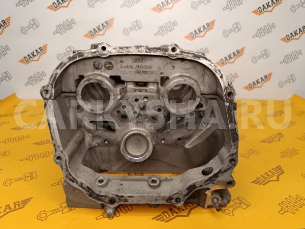 Головка блока цилиндров левая Audi A6 C6 BKH 3.2 Audi A6 