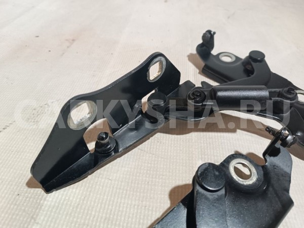 Петля крышки багажника Jaguar XF 