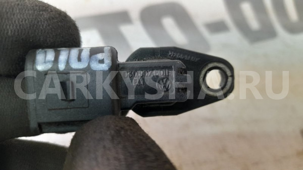 Датчик положения распредвала Volkswagen Polo 5 Volkswagen Polo оригинальный номер 030907601E