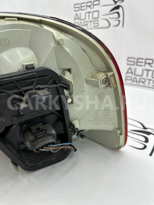 Фонарь задний левый Volkswagen Touareg 7L AZZ 2004 Volkswagen Touareg 