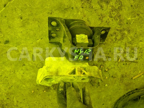 Подушка двигателя Nissan Wingroad 