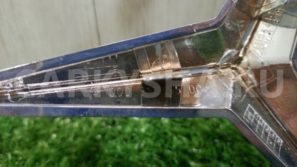 Эмблема Mercedes-Benz GLC-Class 2015 Mercedes-Benz GLC 