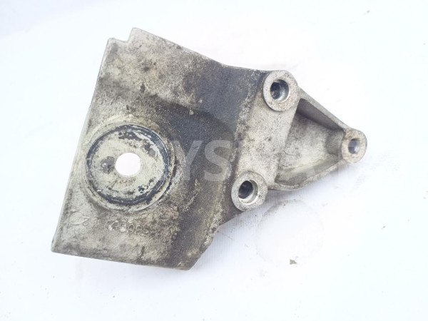 Кронштейн генератора Peugeot 406 2002 5706E8 406 Peugeot 406 