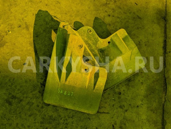 Брызговик Nissan Vanette 