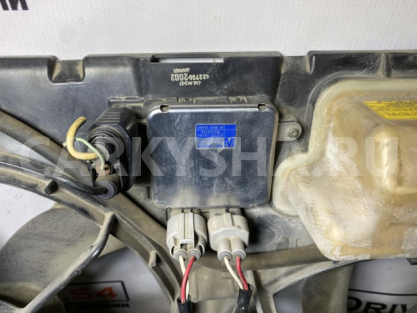 Диффузор радиатора Lexus RX оригинальный номер 4227502002