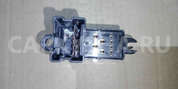 Кнопка стеклоподъемника Nissan Qashqai I рестайлинг (2010—2013) Nissan Qashqai оригинальный номер 25411br00a