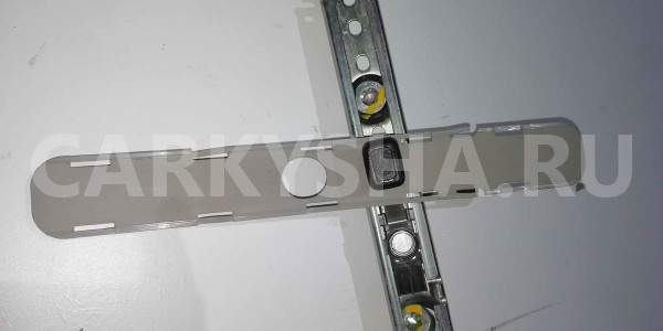 Механизм регулировки ремня безопасности Renault Duster I (2010—2015) Renault 15 оригинальный номер 8200703966