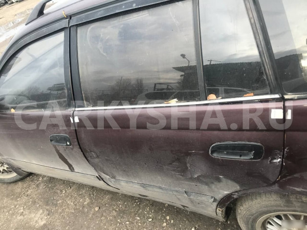 Дверь задняя левая Toyota Caldina 1993 Toyota Caldina 