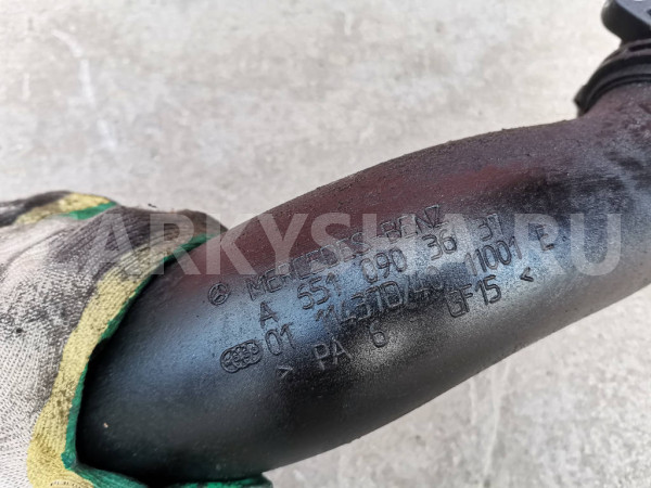 Патрубок интеркулера A6510903637 Mercedes-Benz C-Class 2009 W204 651.911 Mercedes-Benz C-klasse оригинальный номер A6510903637
