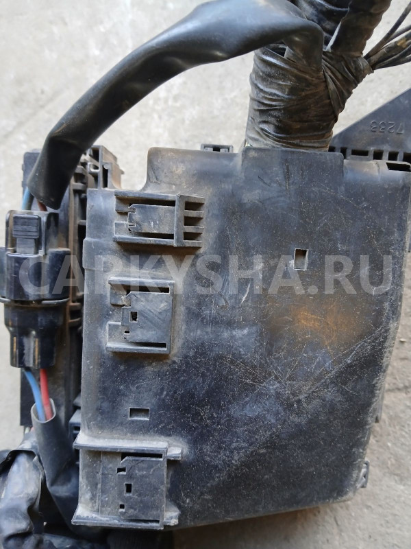 Блок предохранителей Mitsubishi Lancer IX Mitsubishi i оригинальный номер MN151059