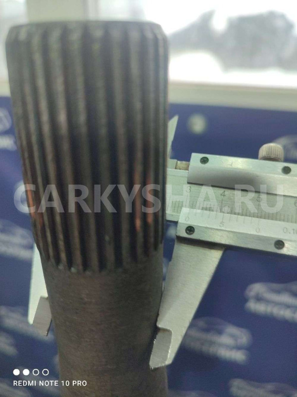 Полуось левая  заднего моста SsangYong Kyron Ssang Yong Kyron оригинальный номер 42300090A2