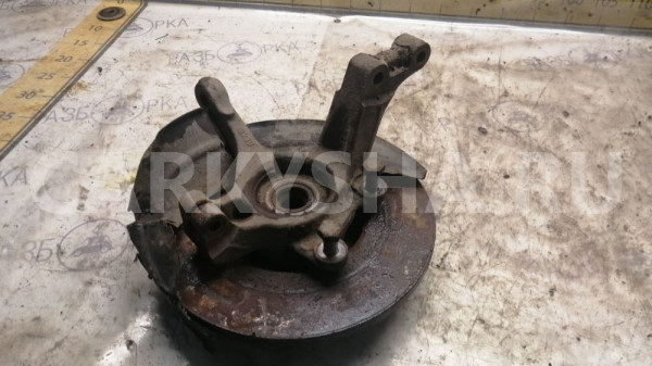 Кулак поворотный передний левый Renault Sandero 1 Renault 14 оригинальный номер 6001548864