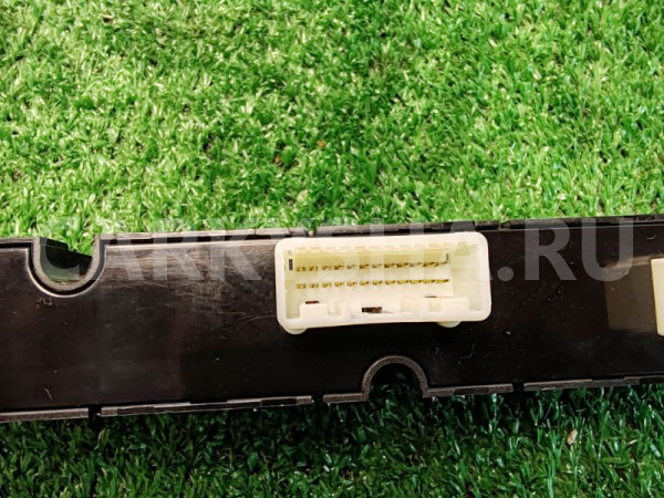 Кнопки подогрева Kia Ceed ED 2011 937001H035EQ ХЭТЧБЕК G4FC Kia Cee'd 