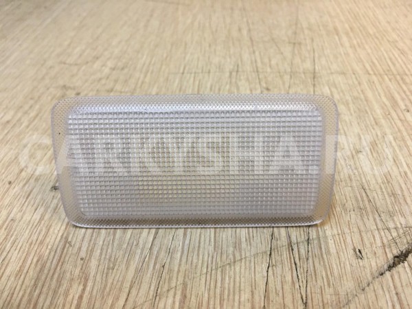 Плафон освещения козырька Toyota Camry VIII (XV70) оригинальный номер 81340-30110