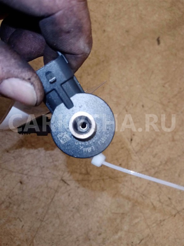 Название детали Форсунка Модель Citroen C3 Picasso Citroen C3 Picasso оригинальный номер 1980 S5