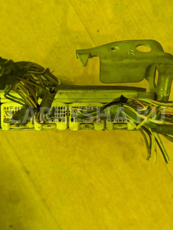 Блок efi Toyota Probox оригинальный номер 89661-52N00