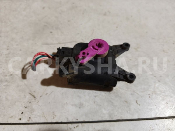 Моторчик заслонки отопителя Chery IndiS (S18D) оригинальный номер 0132801900