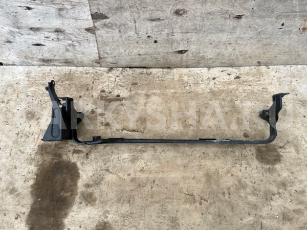 Усилитель бампера Volvo V40 2012-2016, передний Volvo V40 