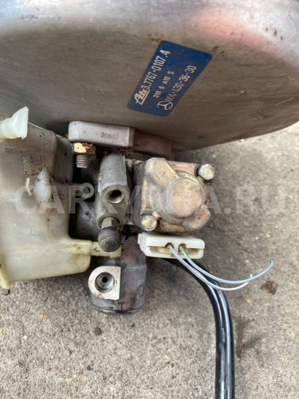 Вакуумный усилитель тормозов Mercedes CL C140 Mercedes-Benz CL-klasse оригинальный номер A0044303630