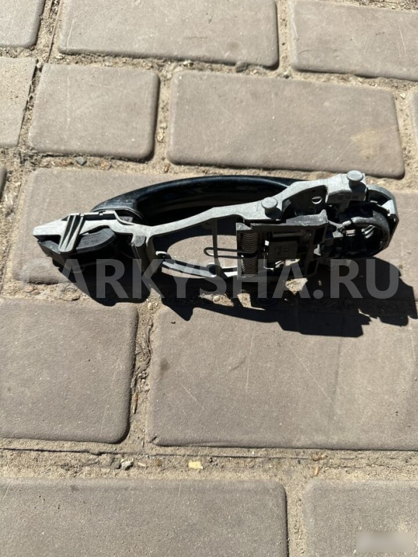 Ручка передней левой двери Volkswagen Golf Plus Volkswagen Golf Plus оригинальный номер 1K5837205