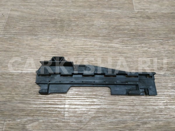 Кронштейн (сопут. товар) Volkswagen Tiguan 