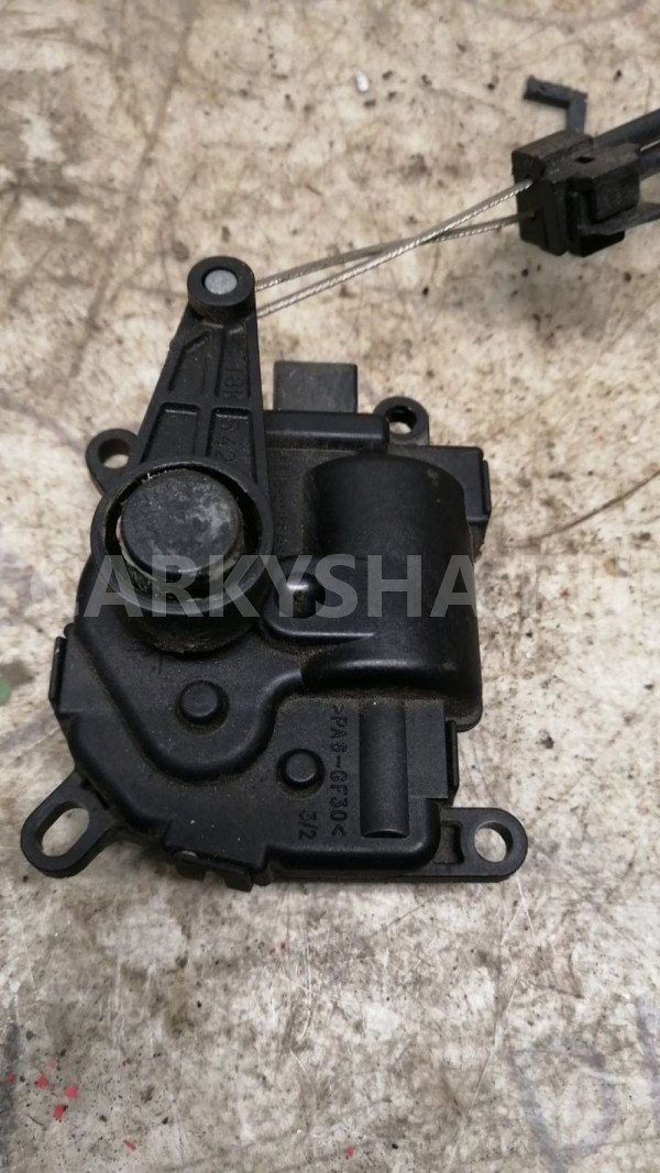 Моторчик заслонки отопителя Ford Fusion I Ford Focus оригинальный номер 1s7h19b634ca