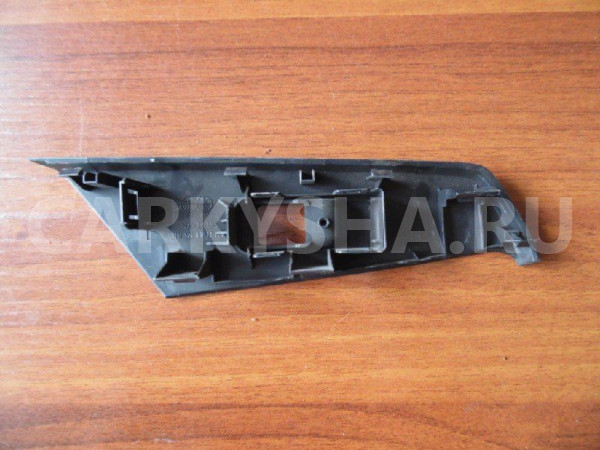 Накладка (кузов внутри) Mazda 3 BL (2008—2011) Mazda 2 оригинальный номер BBM4685L6B02