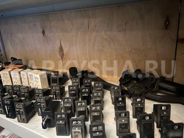 Кнопка активатор ПТФ Volvo 740 Volvo 740 