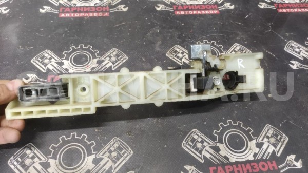 Ручка двери внешняя передняя правая Хендай Тускан Hyundai Tucson оригинальный номер 826652E000