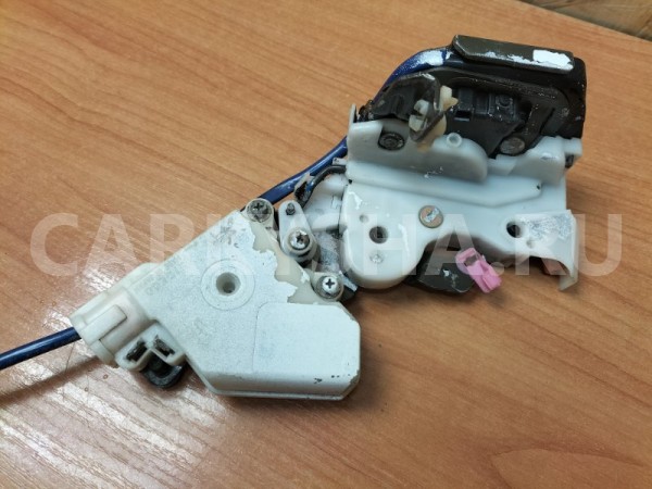 Замок двери задний правый Nissan Skyline HR33 1998 Nissan Skyline 