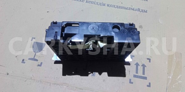 Бардачок Mercedes-Benz M-класс W164 рестайлинг (2008—2011) Mercedes-Benz M-klasse оригинальный номер a1646801152