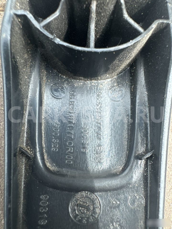 Ручка стеклоподъемника Peugeot/Citroen Citroen C4 оригинальный номер 9653797777citro