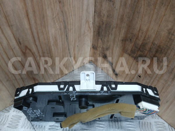 Панель приборов Nissan Teana 