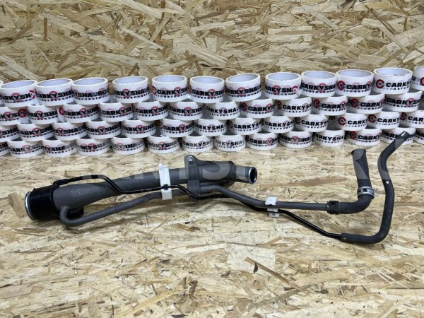 Горловина топливного бака Toyota Hilux VIII Рестайлинг – пикап двойная кабина оригинальный номер 77201-71020