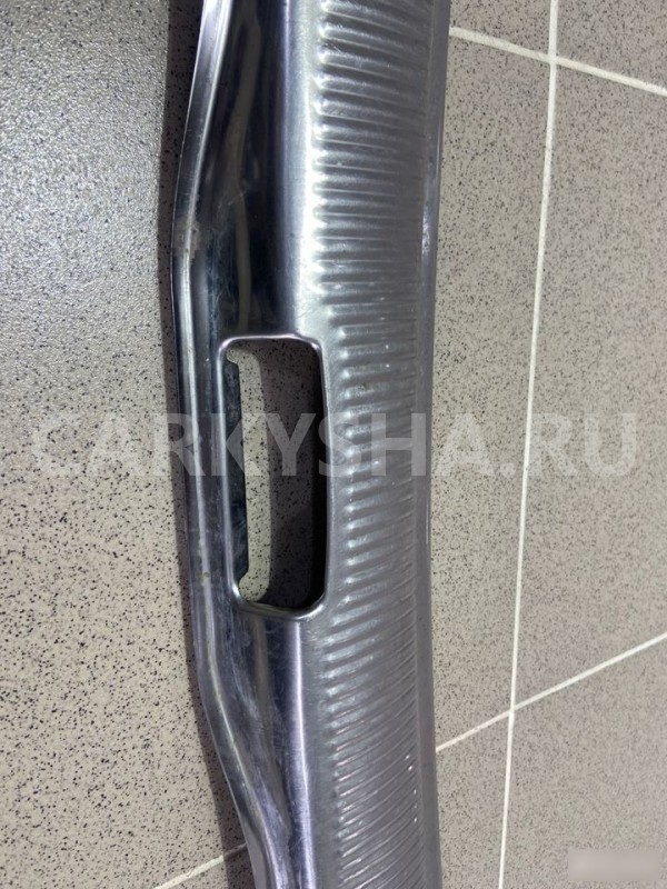 Накладка крышки багажника Volkswagen Passat 2001 Volkswagen Passat оригинальный номер 3B9863459J