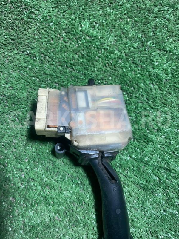 Подрулевой переключатель света Toyota Camry оригинальный номер 8414048020